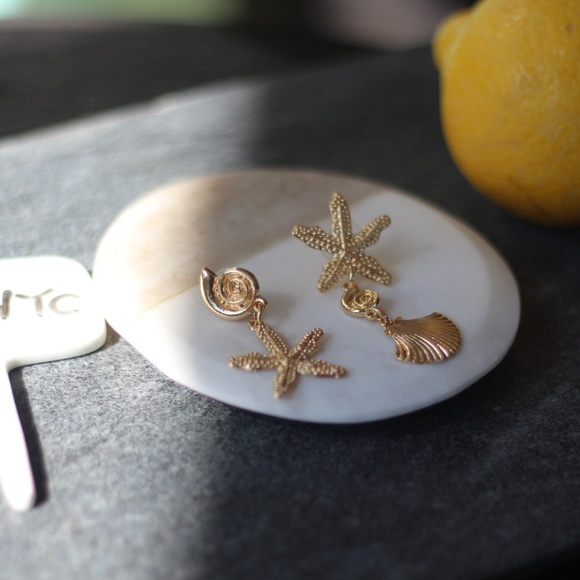 BOGO🎁 Handmade Earrings Starfish Seashell Dangle - Picture 4 of 7